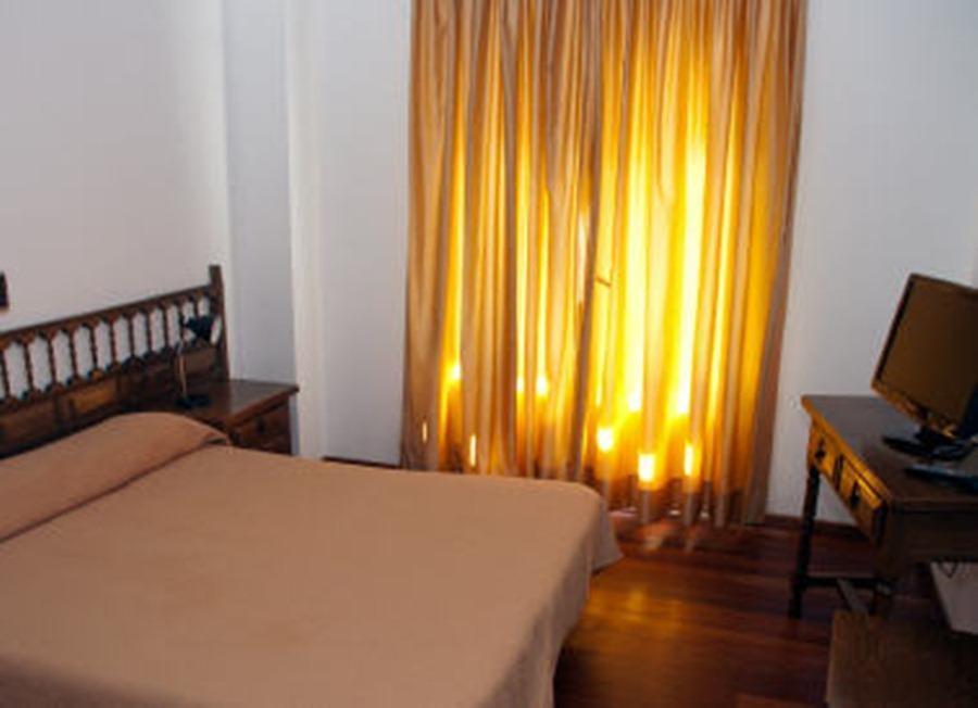 Hotel Ansuiña Banos Del Molgas Buitenkant foto